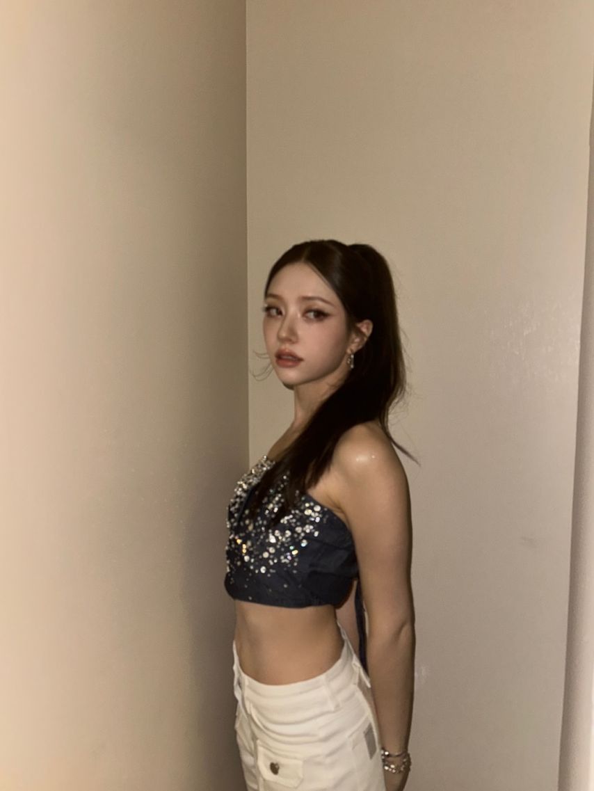 피프티피프티 예원, 문샤넬, 아테나