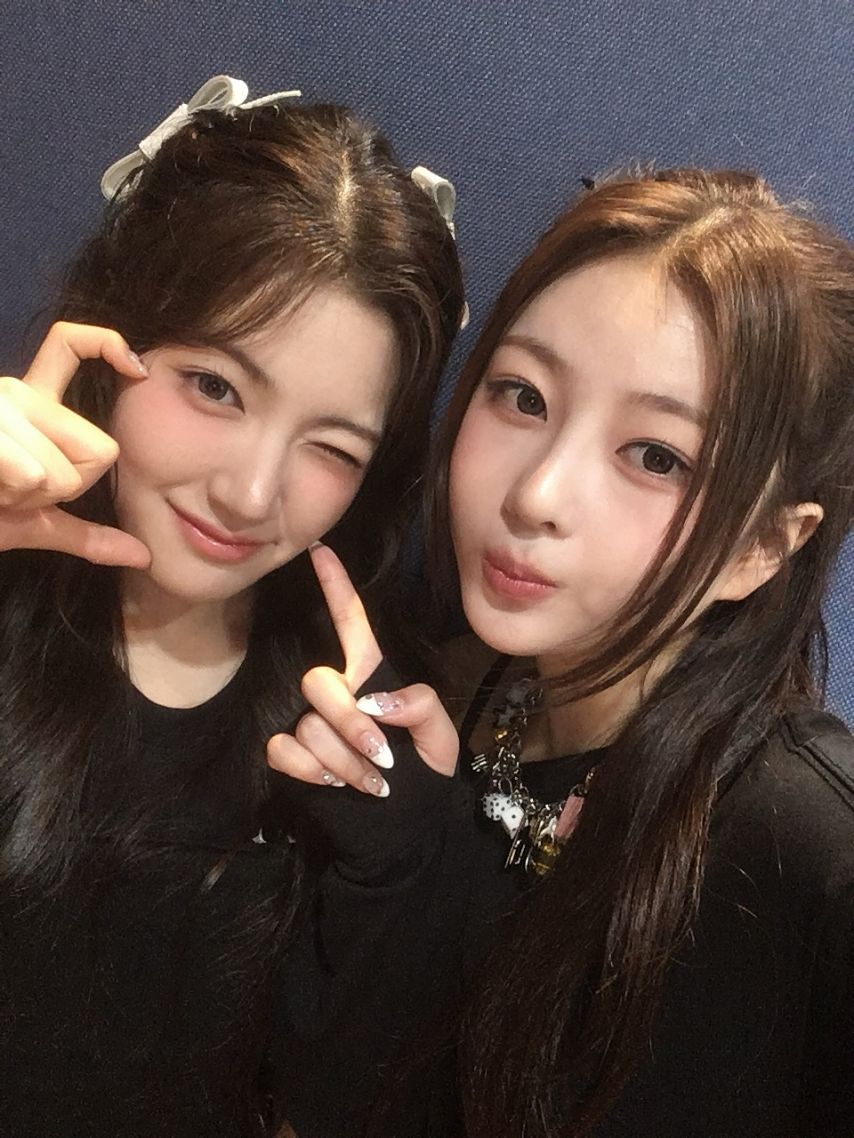 앳하트 봄, 서현, 아린