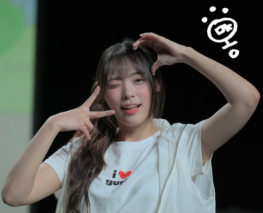 QWER 시연
