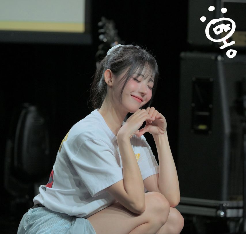 QWER 히나 으라차차