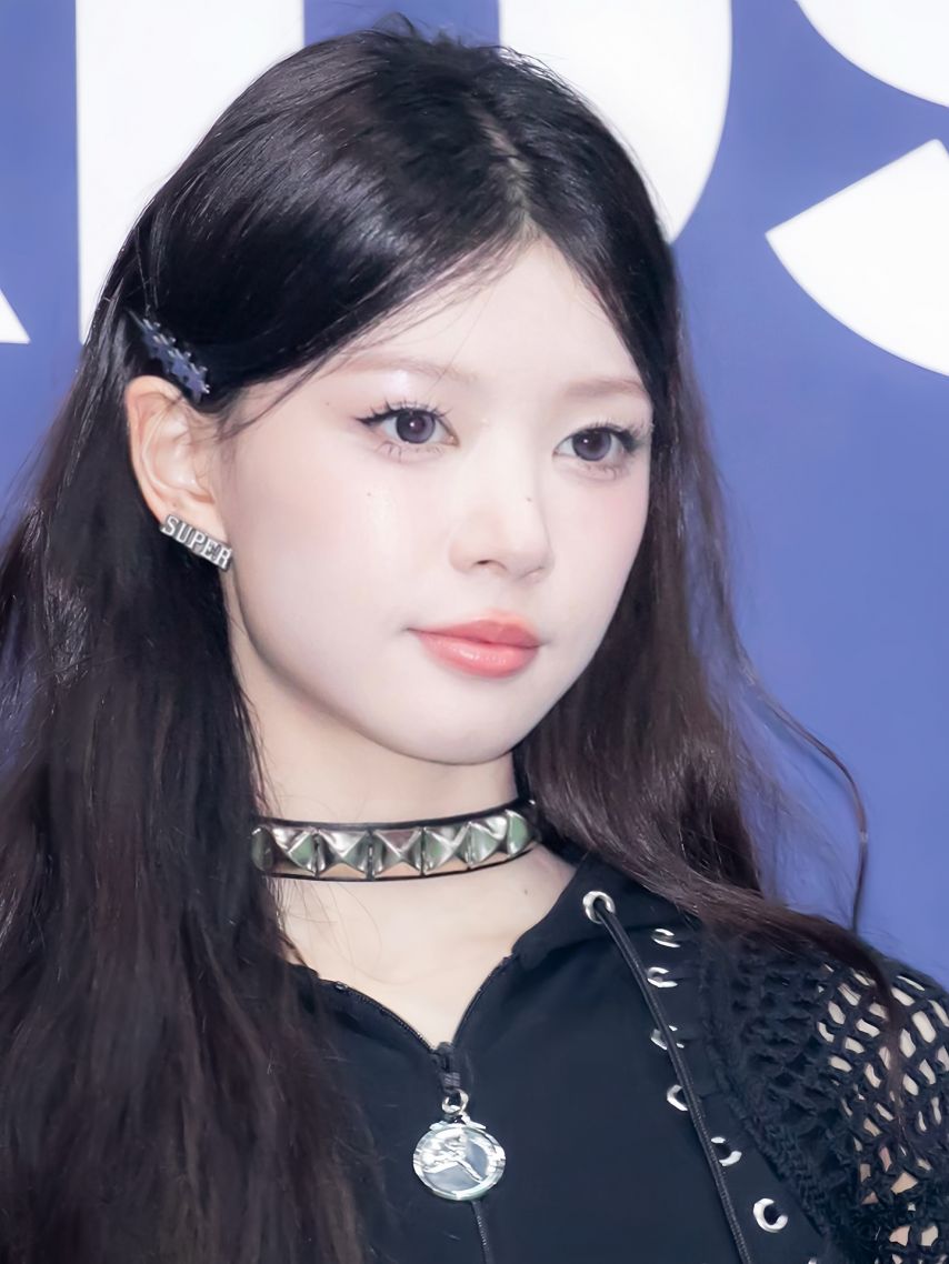 ILLIT(아일릿) 모카