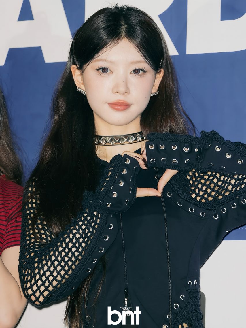 ILLIT(아일릿) 모카