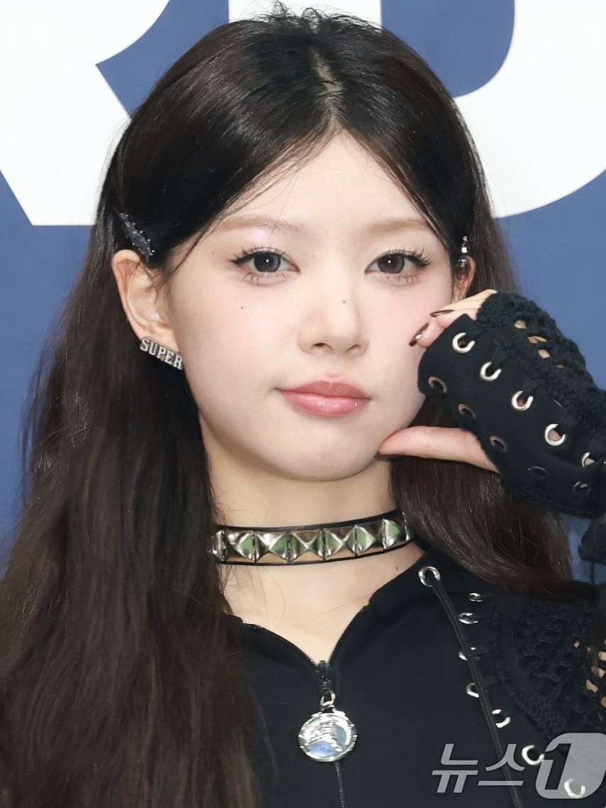 ILLIT(아일릿) 모카