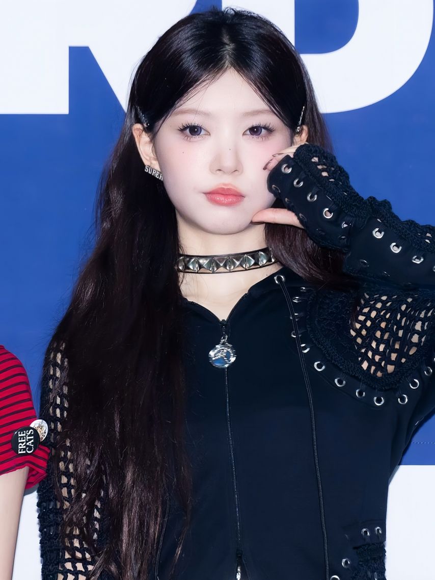 ILLIT(아일릿) 모카