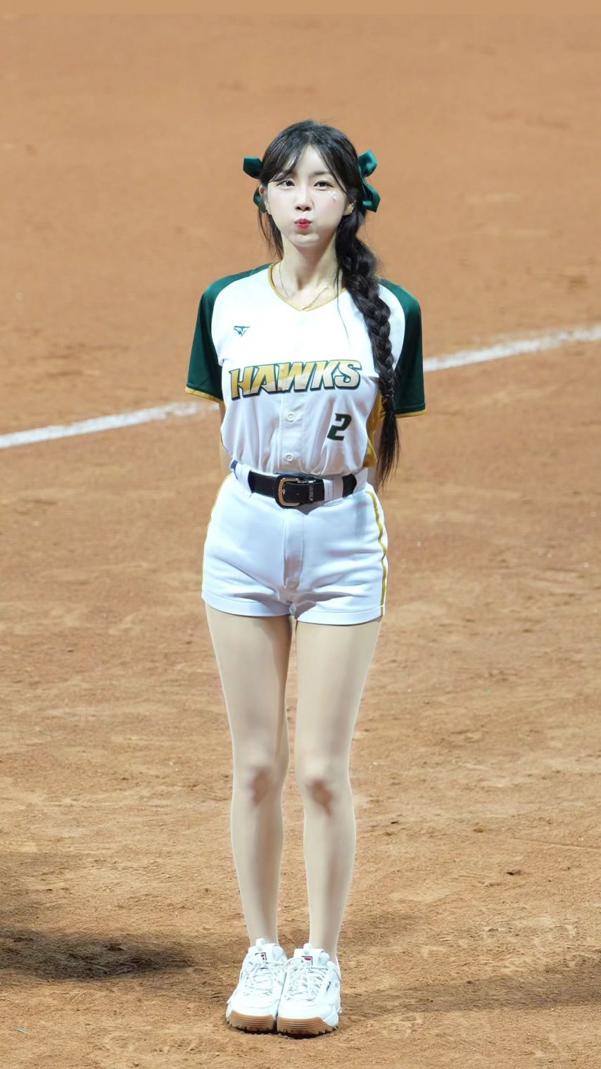 안지현