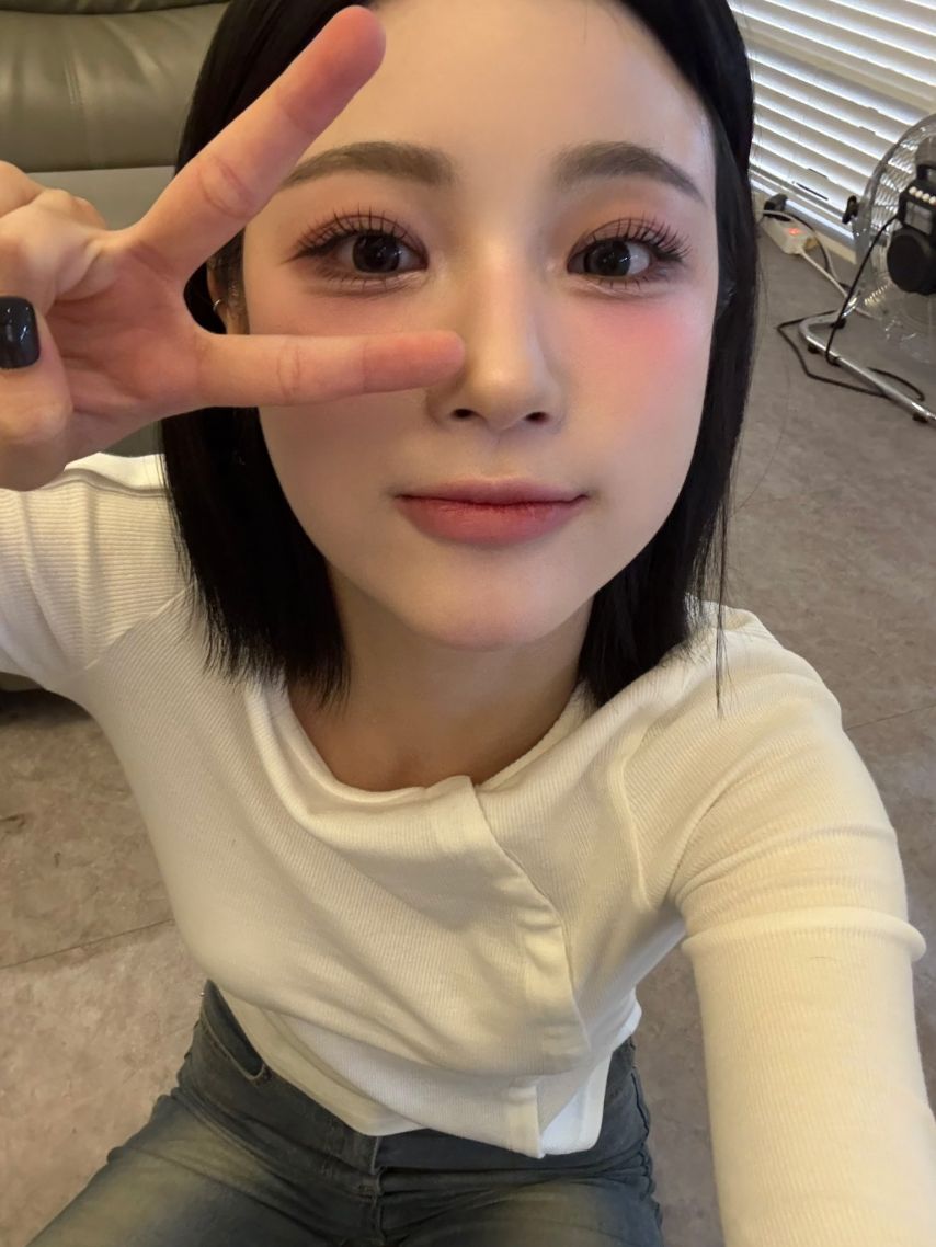 아이칠린 지윤,예주, 이지