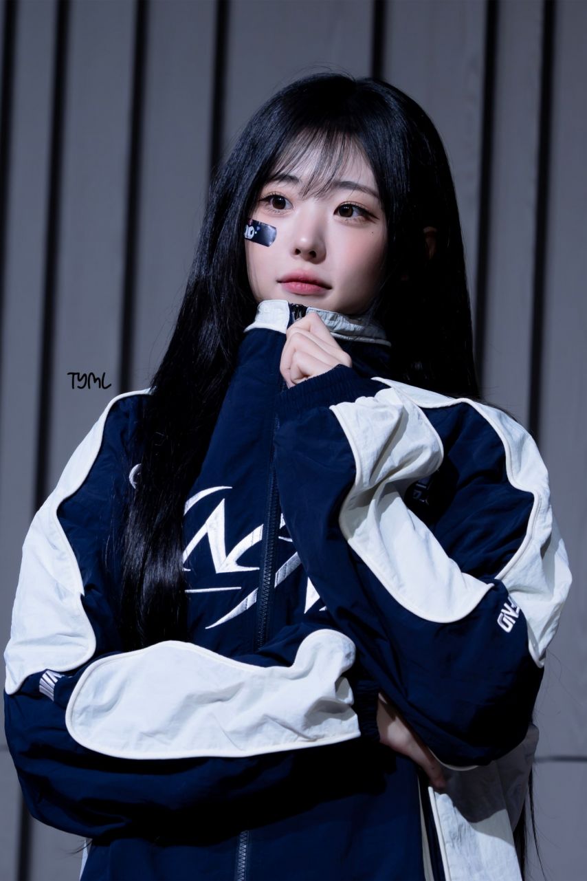 QWER 히나