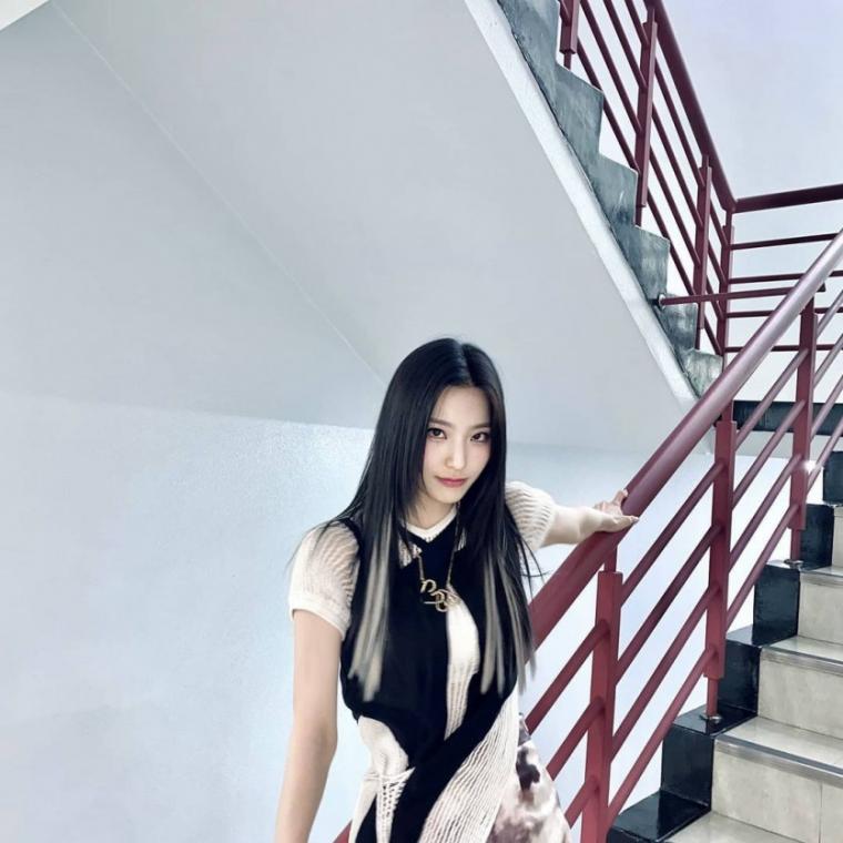 프로미스나인 이새롬