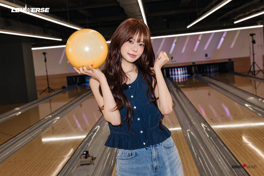 르세라핌 LENIVERSE ‘볼링(을 곁들인) 은채야 20살 축하해’ Photo Sketch