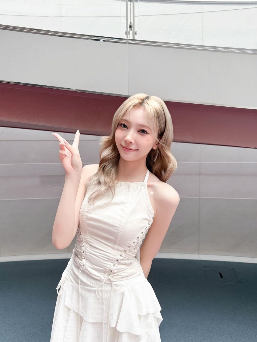 니쥬 (NiziU)