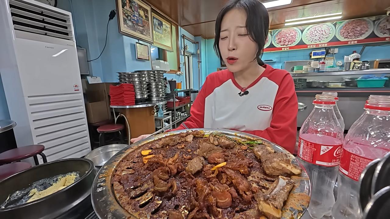 쯔양이 닭발을 잘 안먹는 이유