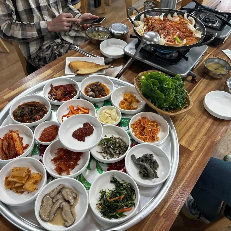 삼겹살 백반 1인분 만이천원 기사식당 ㄷㄷㄷ