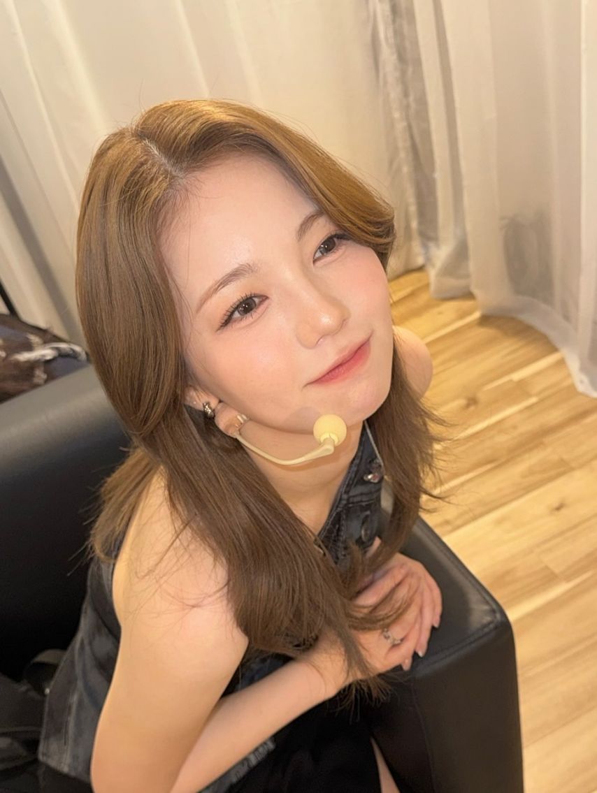 니쥬 (NiziU) 아야카