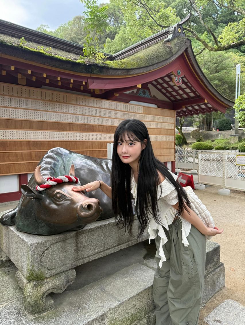 최홍라