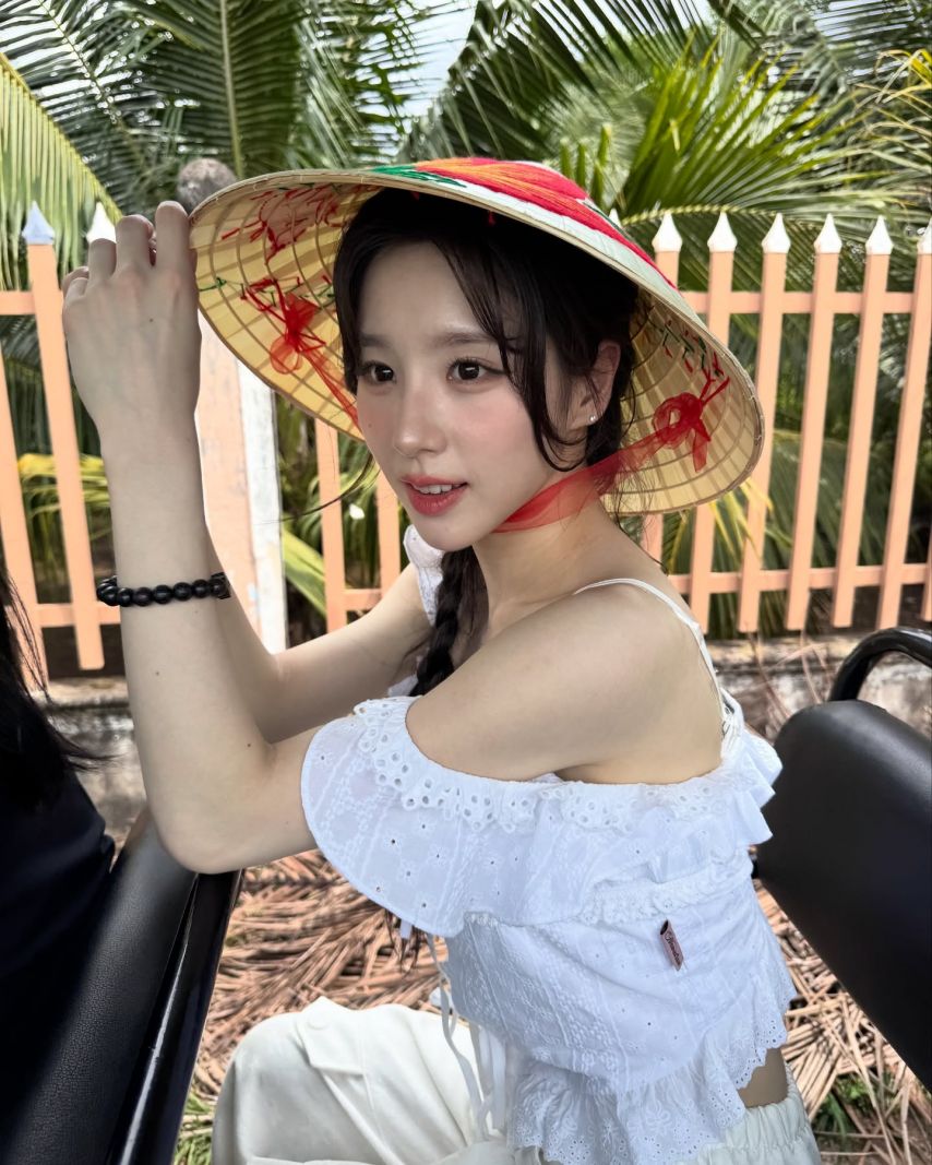 희진 ARTMS아르테미스 인별