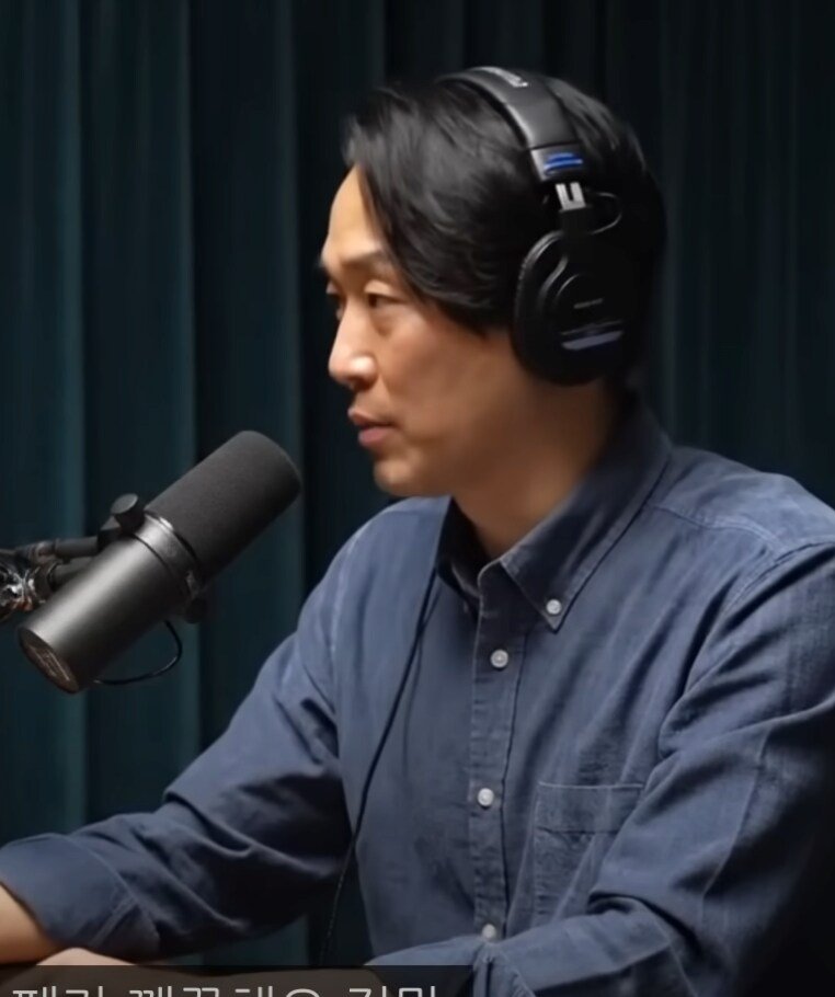 유튜브 프리미엄 가입 안한사람 .. 죽이고 싶은 3순위 ㄷㄷㄷㄷㄷㄷ