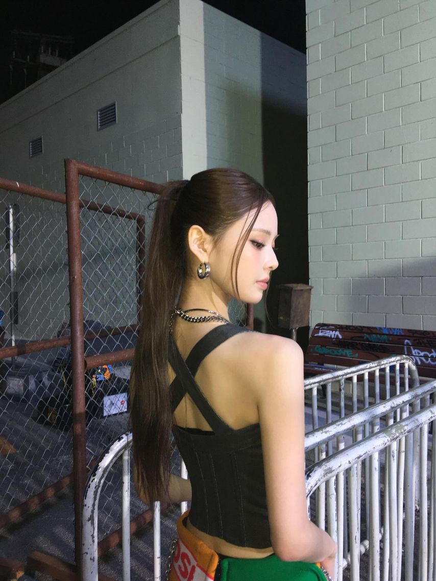 이즈나 방지민