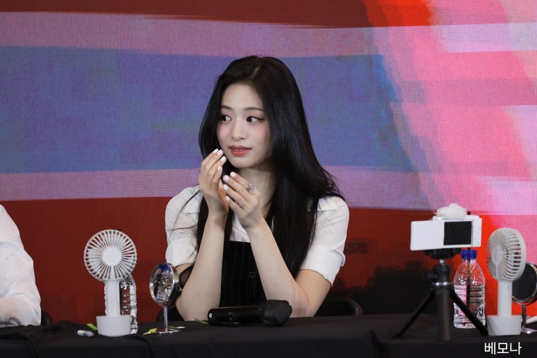 베이비몬스터 아현