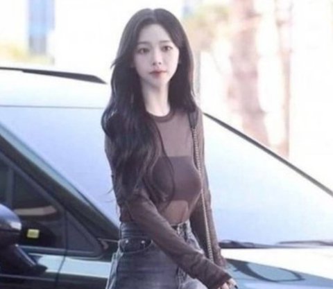카리나 가슴이 60대 할머니만도 못하다는 판녀들