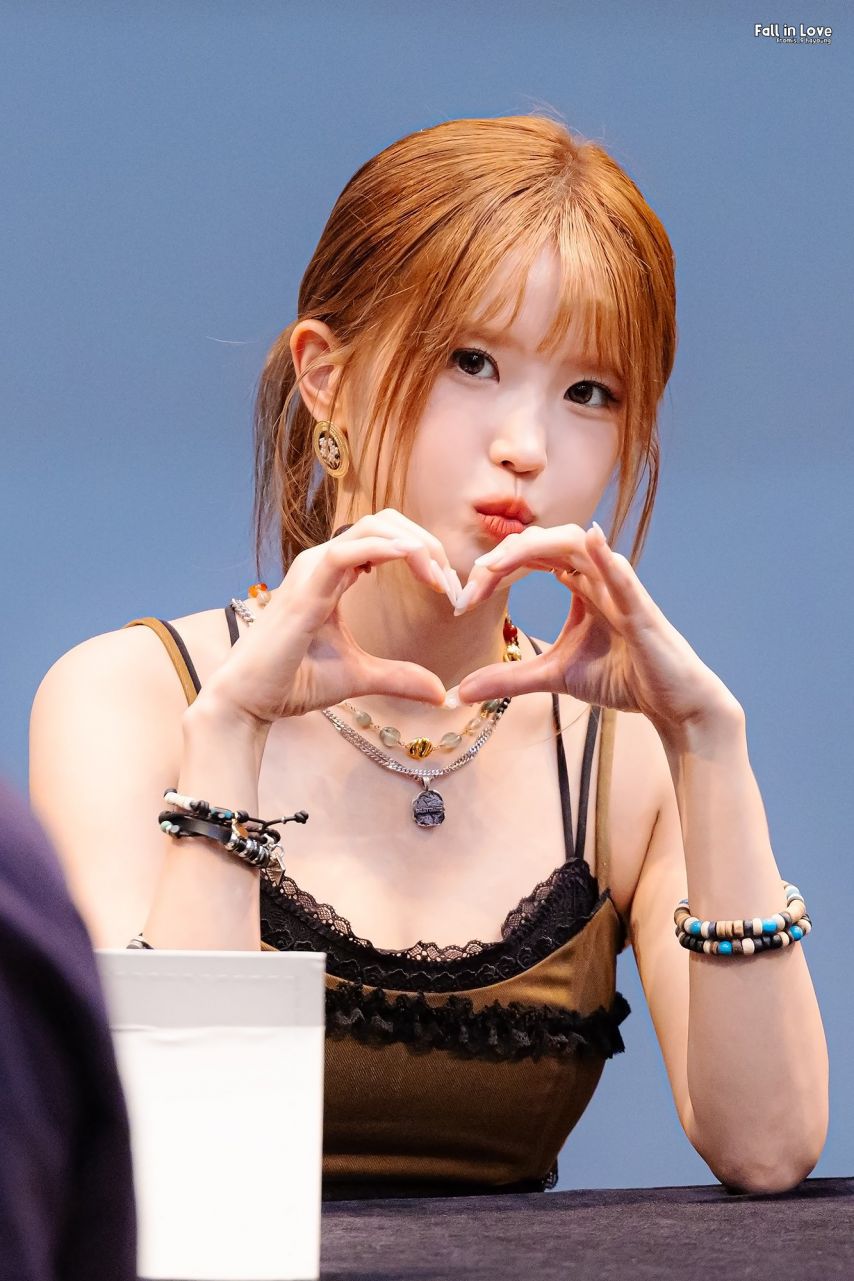 프로미스나인 송하영