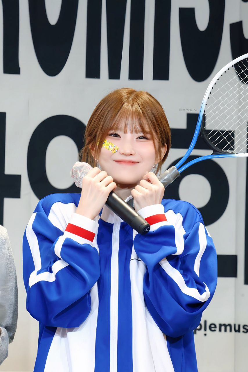 프로미스나인 송하영