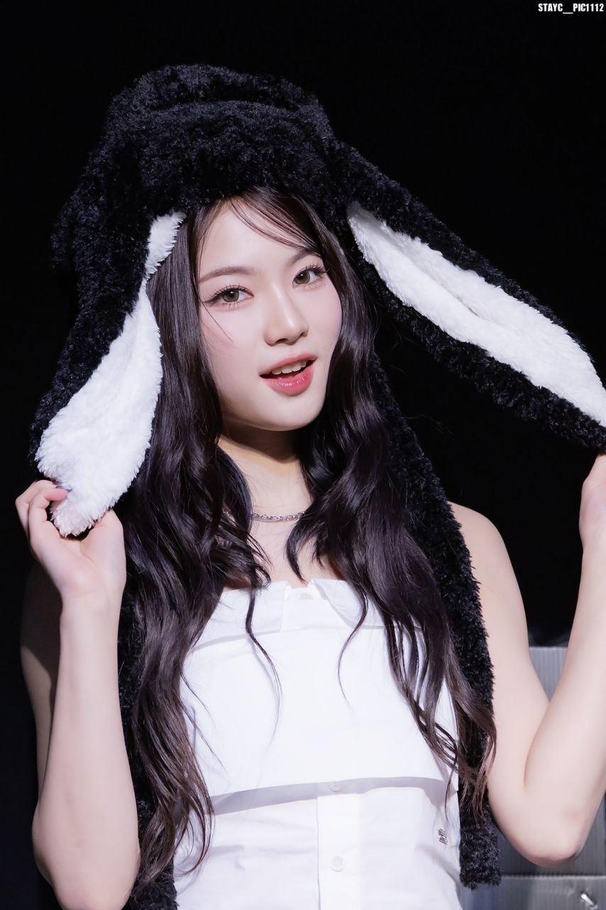 스테이씨 아이사