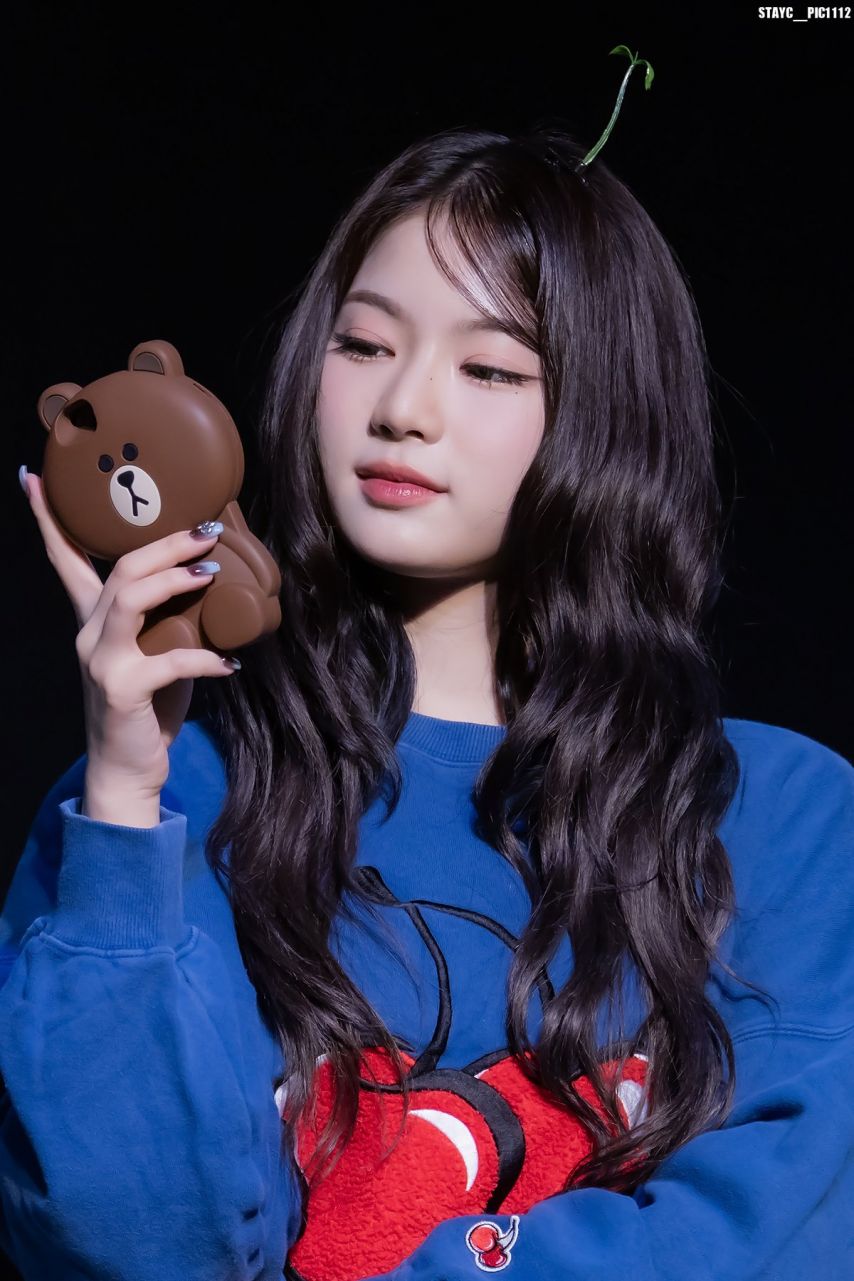 스테이씨 아이사
