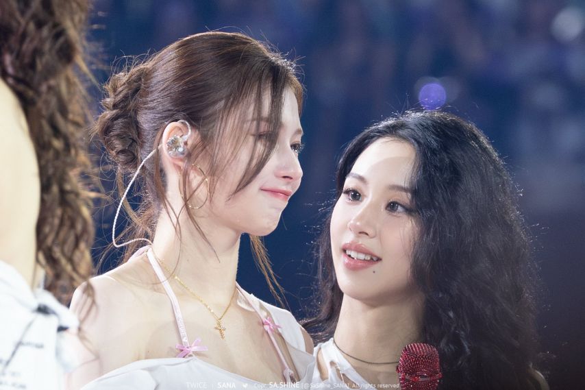 트와이스 사나