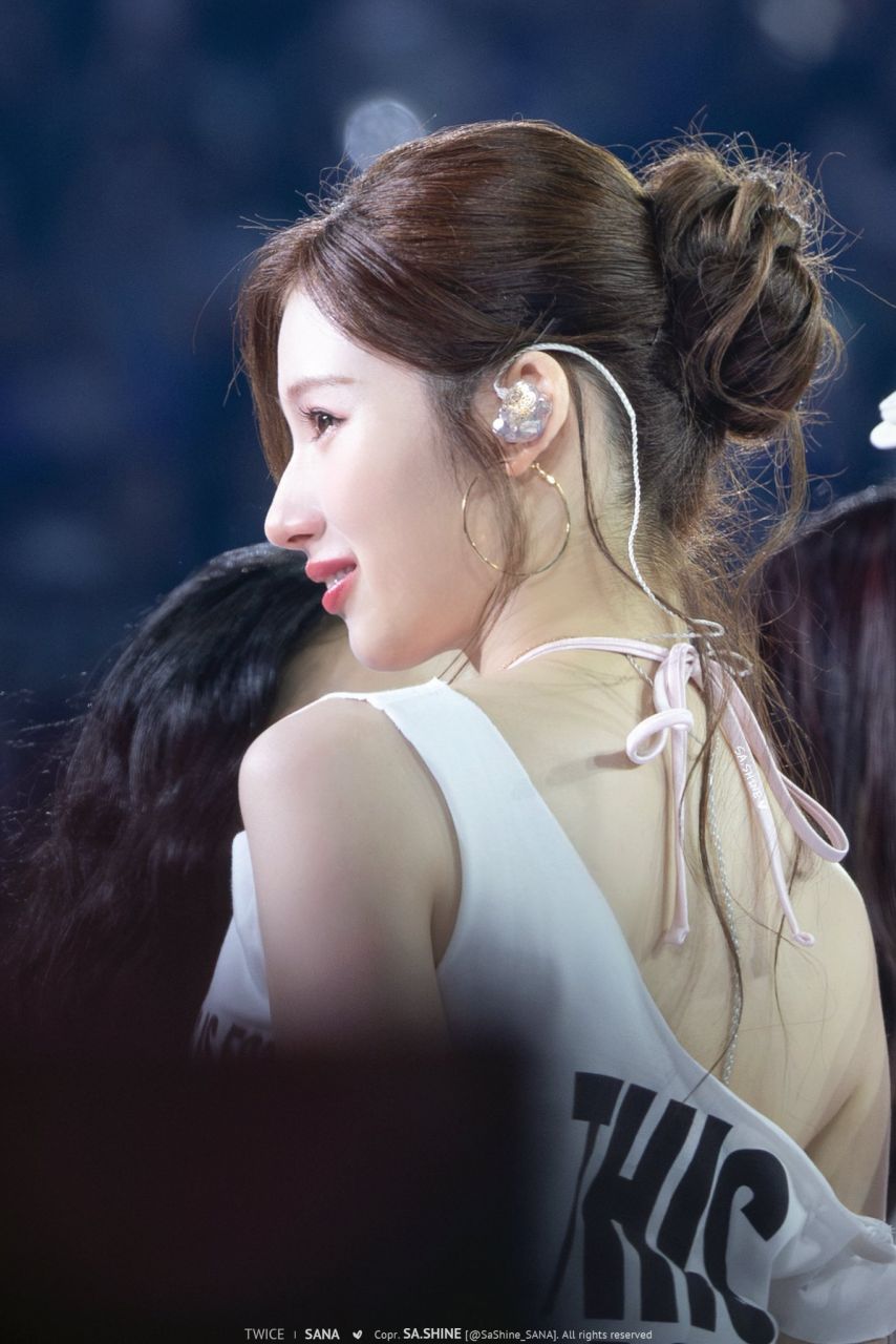 트와이스 사나