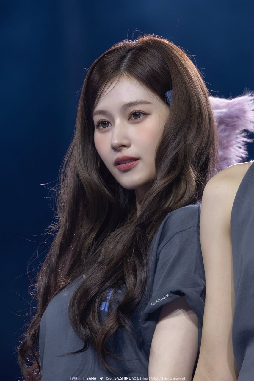 트와이스 사나