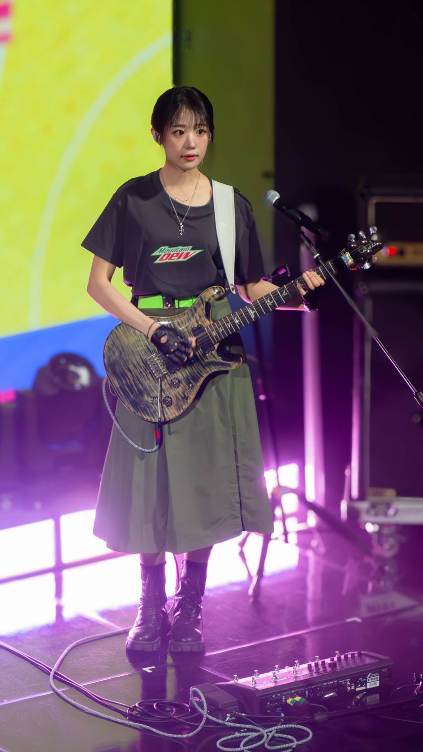 QWER 히나
