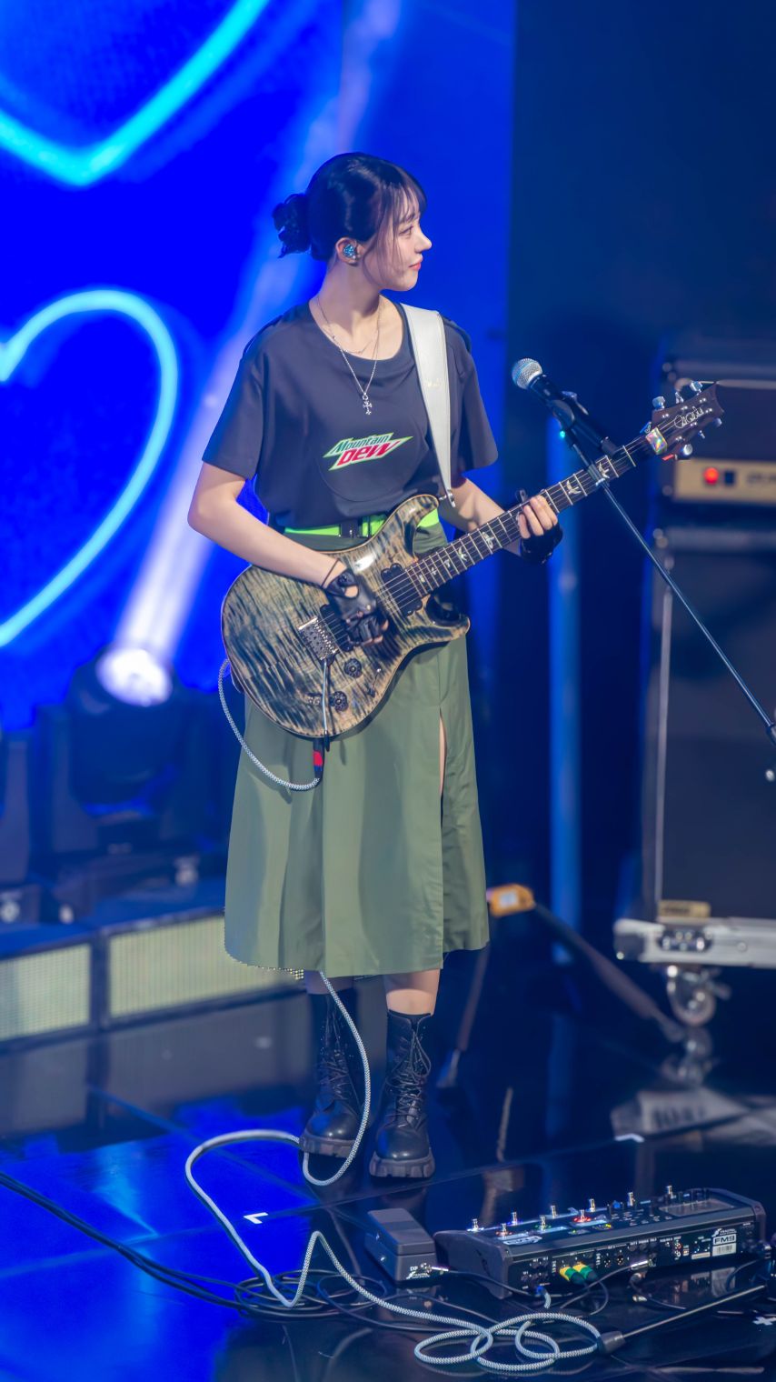 QWER 히나