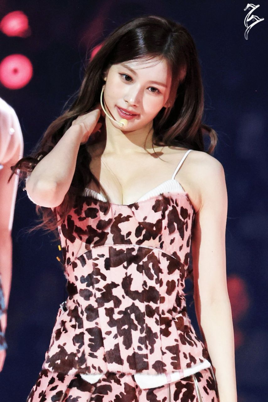 트와이스 사나