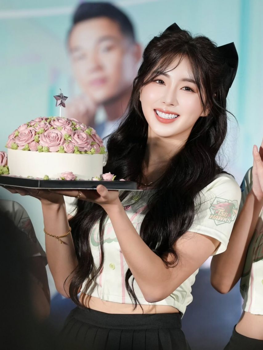 안지현