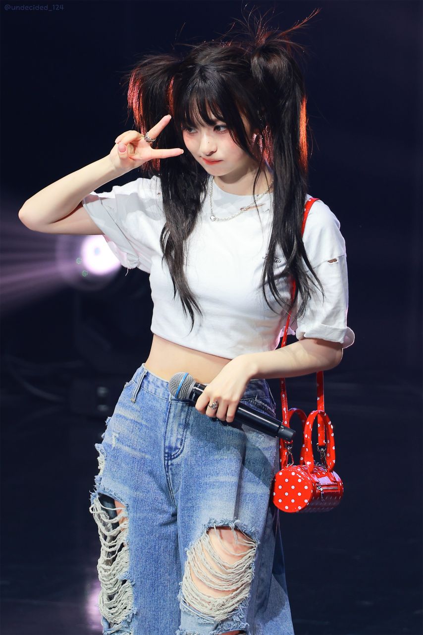 프로미스나인 이나경