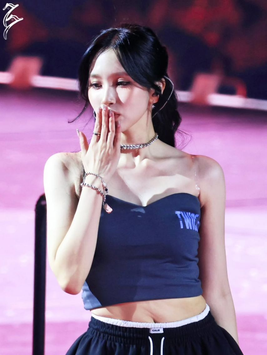 TWICE (트와이스) 미나