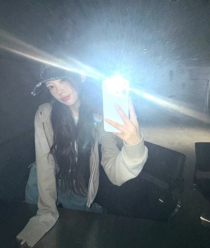 아일릿 (ILLIT) 모카