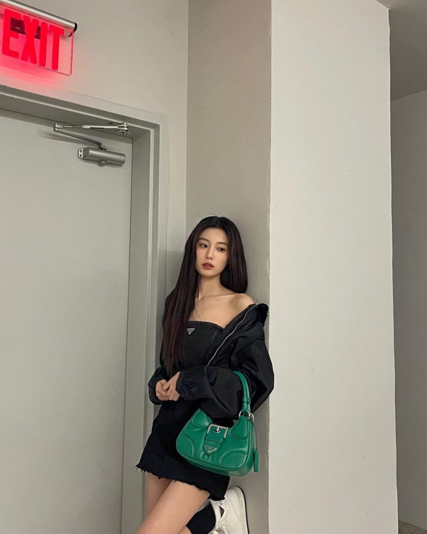 배우 강혜원