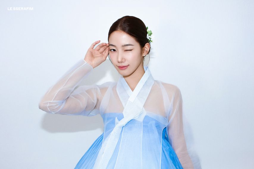 르세라핌 ’SUPER ELLE’ Photo Sketch