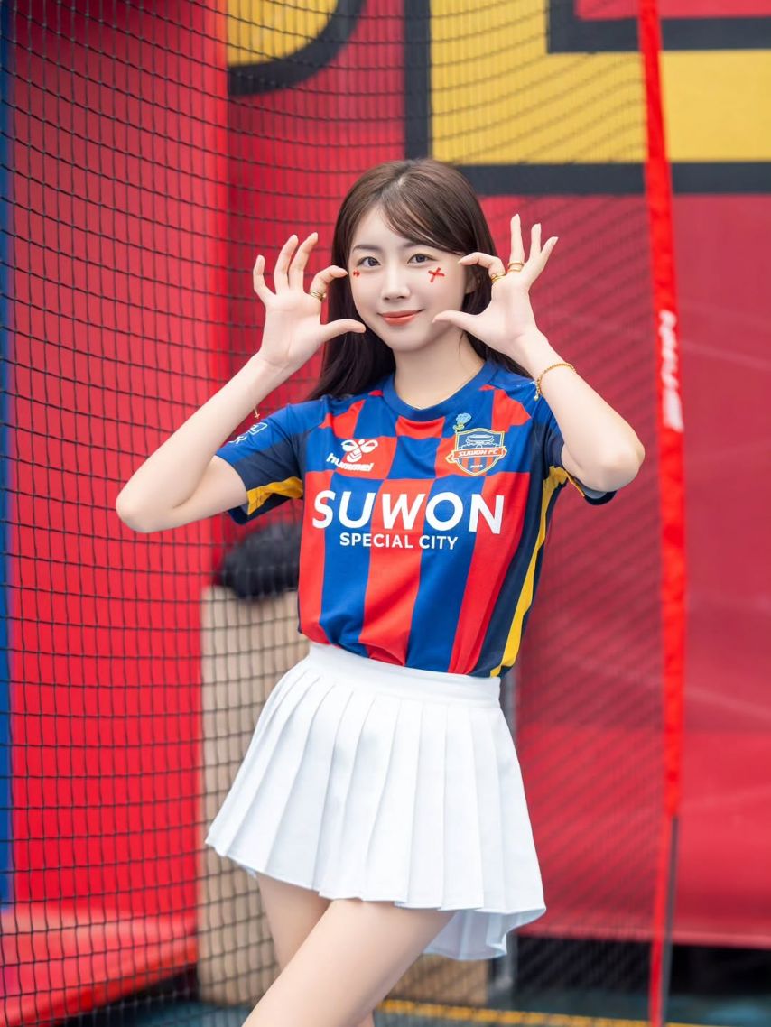 안지현