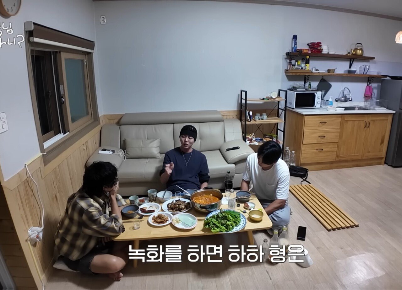 하하 : "놀면뭐하니는 재석이형 혼자 하는게 맞다"