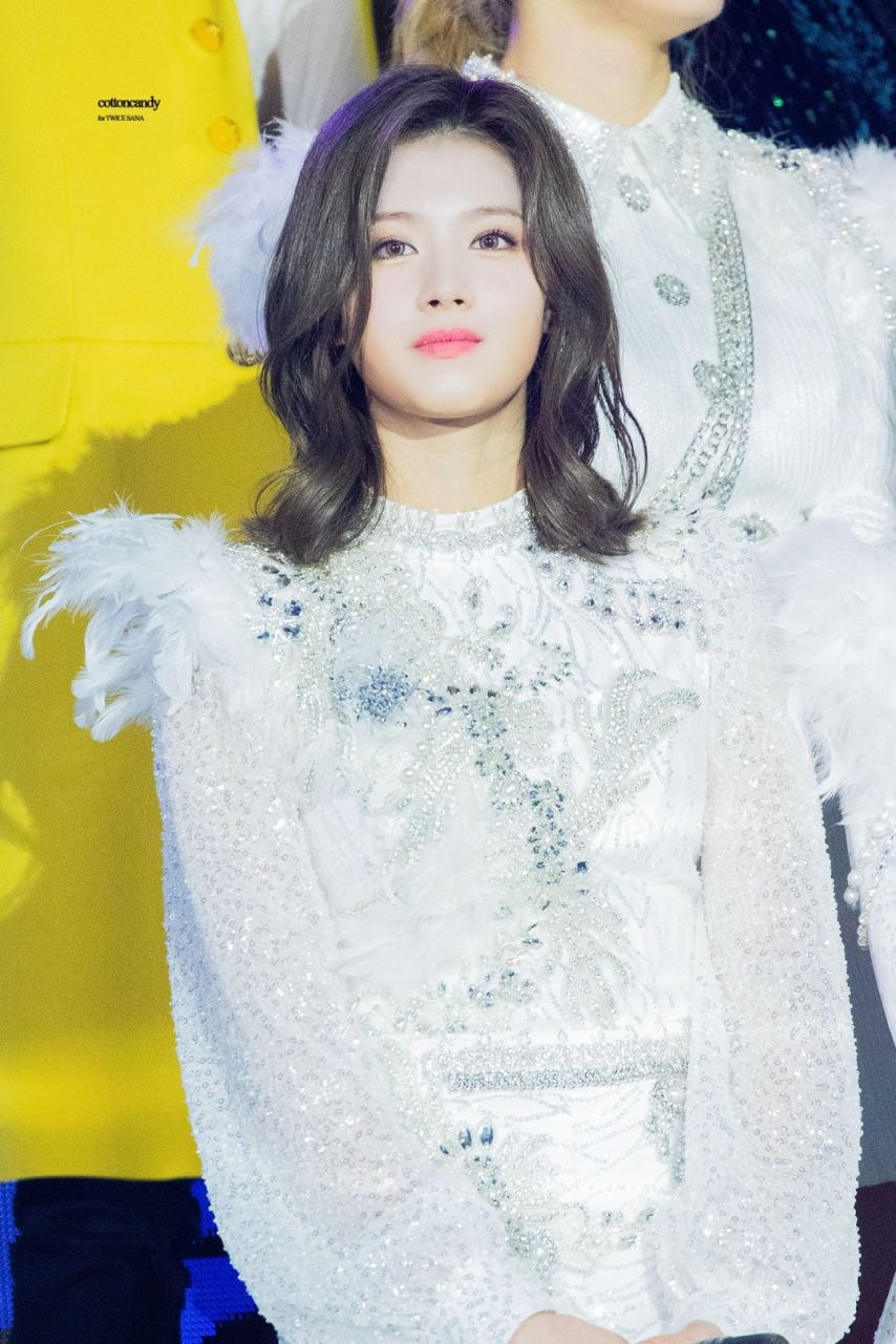 트와이스 사나