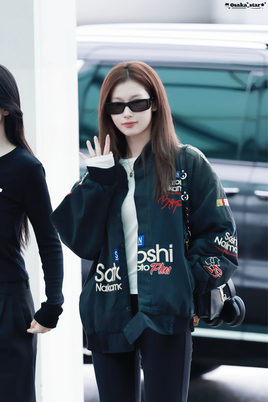오늘 출국 트와이스 사나