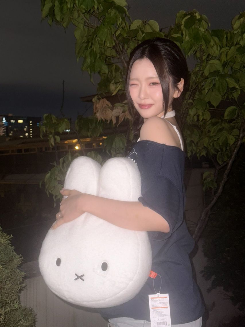 아이칠린 재키,  초원, 주니