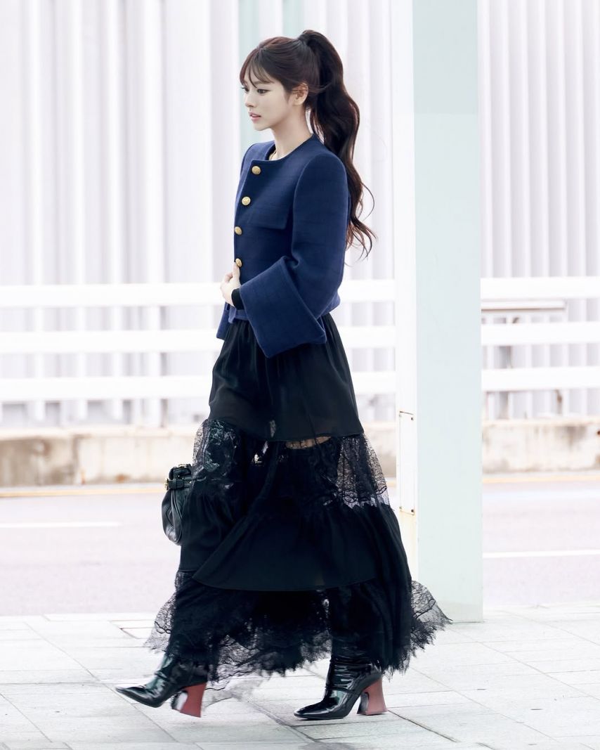 MEOVV (미야오) 안나