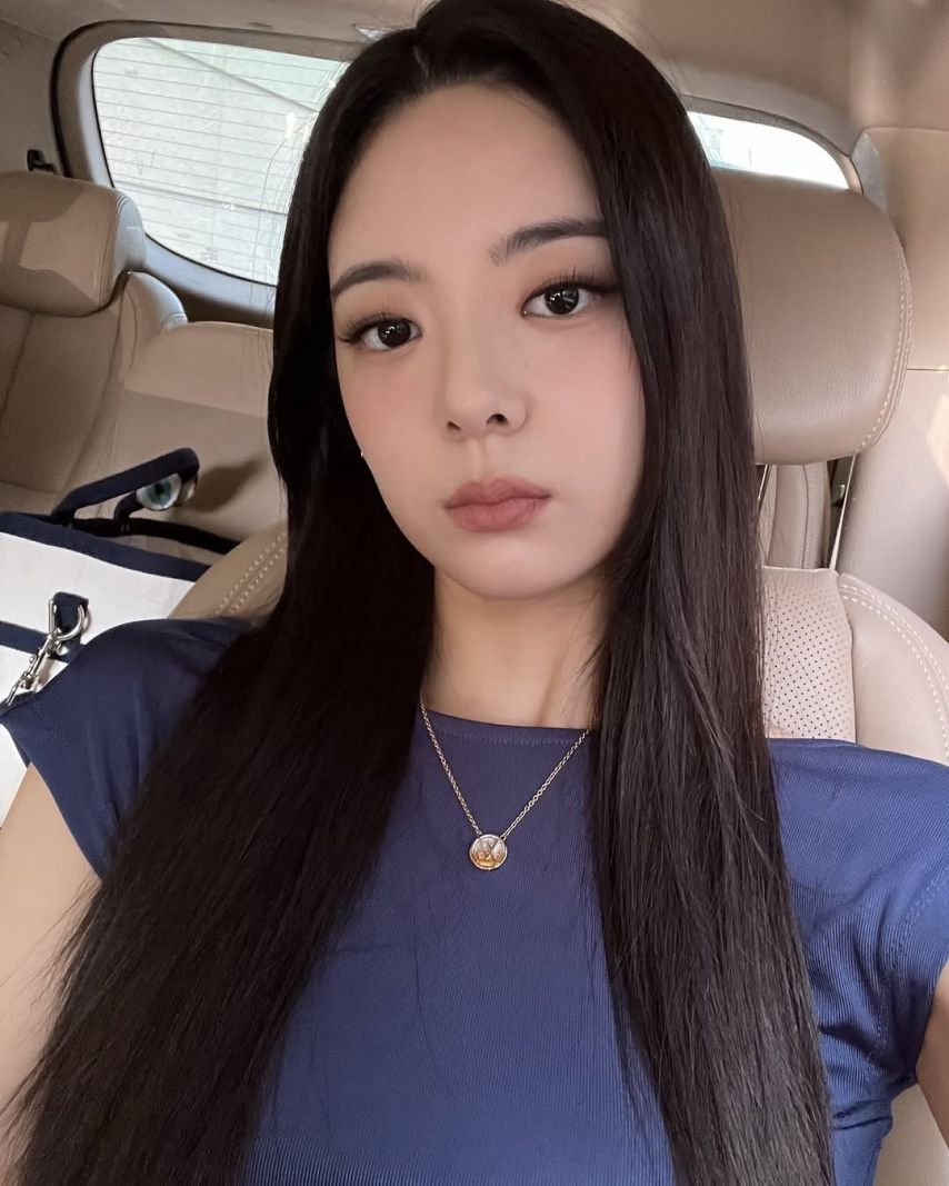 ITZY (있지) 리아