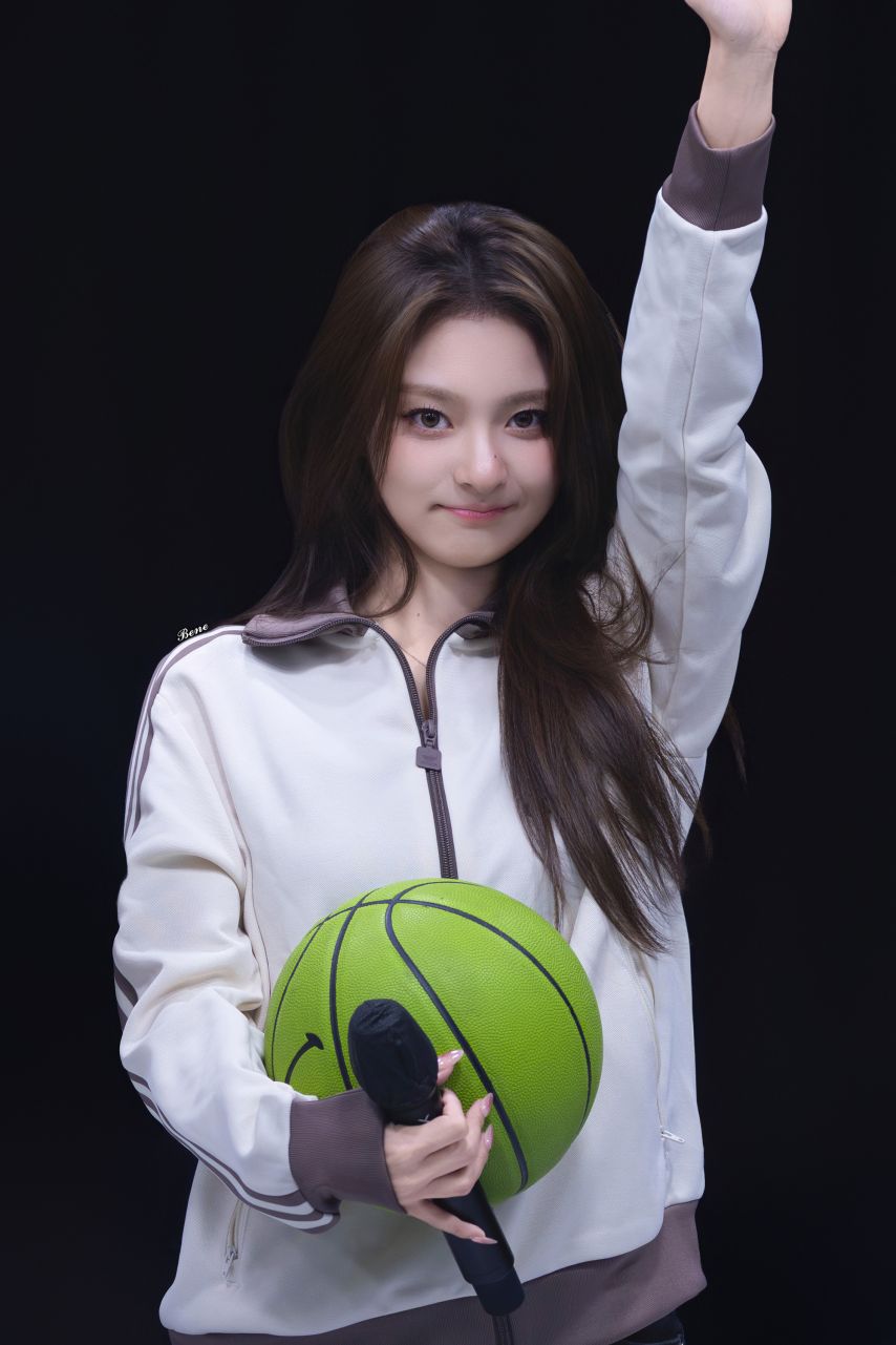 프로미스나인 이나경