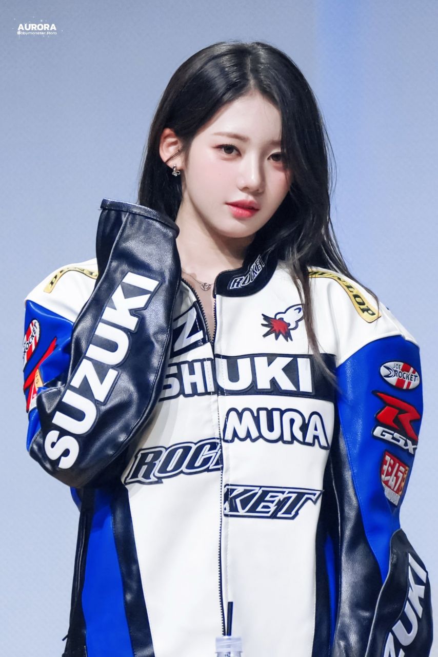 베이비몬스터 로라