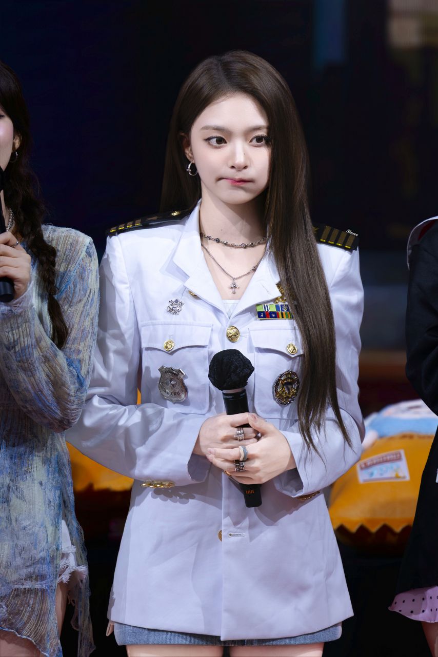 프로미스나인 이나경