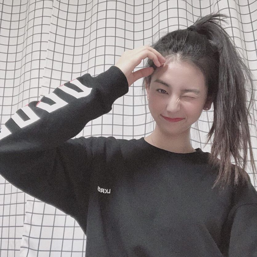 치어리더 목나경